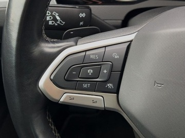 Volkswagen Passat B8 Variant Facelifting 2.0 TDI SCR 150KM 2022 Volkswagen Passat 2.0 TDI 150KM Business DSG SerwisASO Acc Led Nawi AppCon, zdjęcie 19