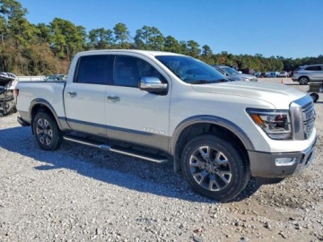 Nissan Titan 2024 Nissan Titan Pro-4x 2024 5.6 Benzyna 400KM, zdjęcie 4