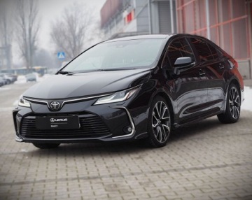 Toyota Corolla XII Sedan Facelifting 1.8 Hybrid 140KM 2023 Toyota Corolla SEDAN HSD STYLE 1.8 Hybrid 140 KM Vat23 Salon PL 1.8 140KM, zdjęcie 1