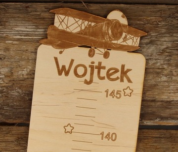 ДЕРЕВЯННЫЙ МЕР ВЫСОТЫ ДЛЯ СТЕНЫ, шаблон имени ЛЕВ