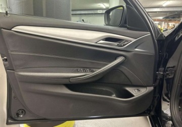 BMW Seria 5 F10-F11 Touring Facelifting 520d 190KM 2017 BMW Seria 5 BMW 520d Touring System nawigacji Professional Kamera cofania, zdjęcie 10