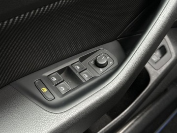 Volkswagen Arteon Shooting Brake R 2.0 TSI 320KM 2023 Volkswagen Arteon 2.0TSI 320KM 4X4 R DSG l DCC, AC, zdjęcie 15