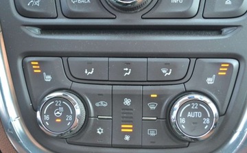 Opel Mokka I SUV 1.7 CDTI ECOTEC 130KM 2013 Opel Mokka bezwypadkowe - bogata wersja - stan mega - OPLACONY 1.7 Diesel, zdjęcie 24