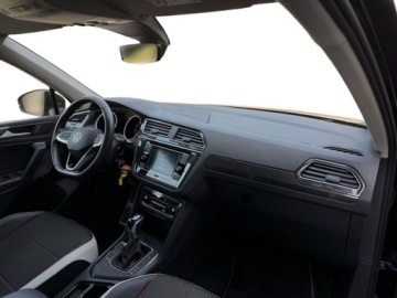 Volkswagen Tiguan II SUV Facelifting 2.0 TDI 150KM 2022 Volkswagen Tiguan DSG Special Edition Pakiet Zimowy Amibiente plus GWA, zdjęcie 14