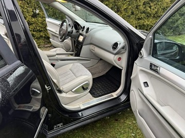 Mercedes Klasa M W164 Off-roader 3.0 V6 (280 CDI) 190KM 2006 Mercedes ML 320 3,0 V6 4Matic Offroad Sport, zdjęcie 19