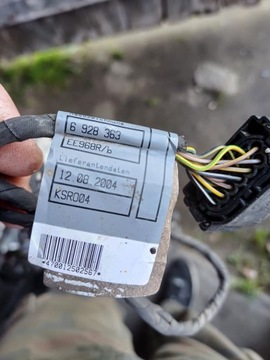 BMW E60 SVAZEK INSTALACE ČIDEL COUVÁNÍ PDC ZADNÍ 6928363 ČIDLA ČERNÉ
