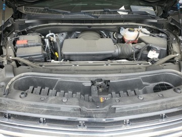 Chevrolet Suburban GMT900 2024 Chevrolet Suburban K1500 LT 2024 5.3l 5.3 Benzyna 355KM, zdjęcie 6