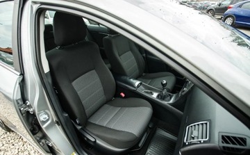 Toyota Avensis III Sedan Facelifting 1.8 Valvematic 147KM 2013 Toyota Avensis 1.8 benzyna 147KM sedan navi kamera cofania LIFT serwis ASO, zdjęcie 15