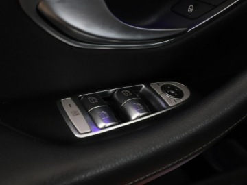 Mercedes Klasa E W213 2019 Mercedes E 300 phev full led burmester navi kamera, zdjęcie 37