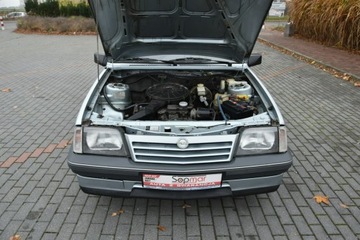 Opel Ascona C Sedan 1.6 N 75KM 1986 Opel Ascona SEDAN 1.6 BENZYNA 75KM 1986r. 138tkm, zdjęcie 21