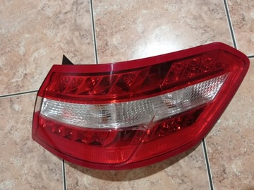 Lampa tylna prawa LED Mercedes W 212 Sedan 2129066701