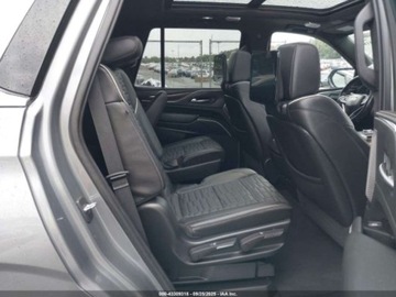 Cadillac Escalade III 2021 Cadillac Escalade Premium Luxury Platinum 2021 6.2l 6.2 Benzyna 420KM, zdjęcie 12