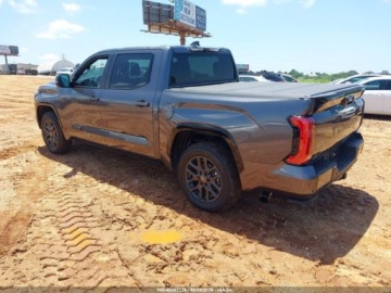 Toyota Tundra II 2026 Toyota Tundra Hybrid Platinum Hybrid Crewmax 5.5 Bed 2026 3.4 389KM, zdjęcie 2
