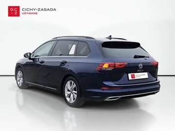 Volkswagen Golf VIII Variant 2.0 TDI 150KM 2022 Volkswagen Golf Variant Style, Reflektory LED, Hak, Ambiente, ACC 2.0 150KM, zdjęcie 2