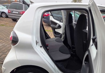 Toyota Aygo I Hatchback 5d Facelifting 1.0 VVT-i 68KM 2012 Toyota Aygo 1,0 Ben Klima Benzyna 68KM, zdjęcie 24