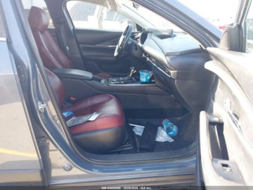 Mazda CX-30 2022 Mazda CX-30 Carbon Edition 2022 2.5l 2.5 Benzyna 186KM, zdjęcie 6