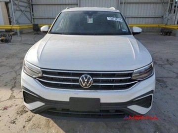 Volkswagen Tiguan II 2023 Volkswagen Tiguan 2023 r., 2,0L od ubezpieczalni 2.0 Benzyna 184KM, zdjęcie 1
