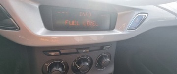 DS 3 2014 Citroen DS3 2014r, 1.2 Benzyna. Lekko uszkodzony prawy przod. Jezdzi 1.2, zdjęcie 9