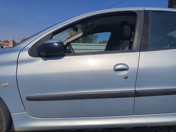 DVEŘE KOMPLETNÍ PĚKNÝ PEUGEOT 206 BEZ REZU EYLC 5D