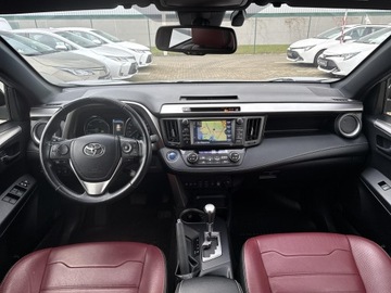 Toyota RAV4 IV MPV Facelifting 2.5 Hybrid 197KM 2017 Toyota RAV4 2.5 Hybrid Selection 4x4 IV (2012-2018, zdjęcie 8