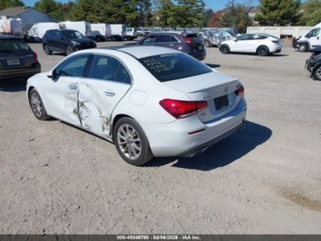 Mercedes Klasa A W177/V177 2020 Mercedes-Benz Klasa A 220 4Matic 2020 2.0l 2.0 Benzyna 188KM, zdjęcie 3