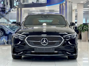 Mercedes Klasa E W214 Sedan 2.0 220d 197KM 2025 E Klasa 220 d 4-Matic AMG 2.0 197KM 2025, zdjęcie 1