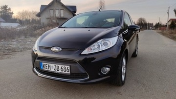 Ford Fiesta 2010 Ford Fiesta Ford Fiesta 1.25 benzyna 82KM Czarna Z Niemiec 1.3 82KM