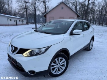 Nissan Qashqai II Crossover 1.2 DIG-T 115KM 2015 Nissan Qashqai Nissan Qashqai 1.2 DIG-T N-Vision 1.2 Benzyna 115KM, zdjęcie 8