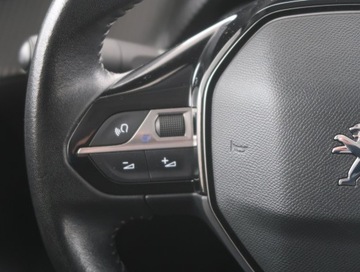 Peugeot 208 II Hatchback 1.2 PureTech 75KM 2020 Peugeot 208 1.2 PureTech, Salon Polska, zdjęcie 15