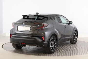 Toyota C-HR I Crossover 1.8 Hybrid 122KM 2017 Toyota C-HR 1.8 Hybrid, Salon Polska, Serwis ASO, zdjęcie 4