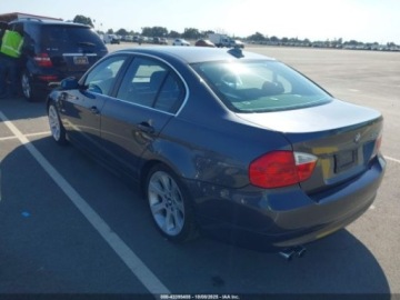 BMW Seria 3 E90-91-92-93 2006 BMW Seria 3 330I 2006 3.0 Benzyna 255KM, zdjęcie 2