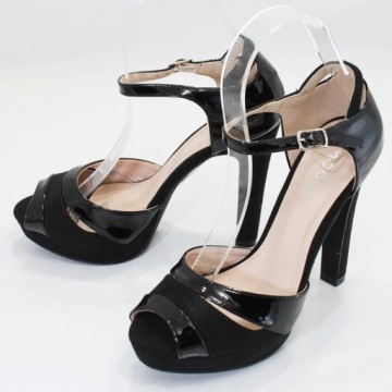 ЧЕРНЫЕ САНДАЛИИ MIRACLE НА ВЫСОКОЙ ПЛАТФОРМЕ SG 39