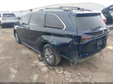 Toyota Sienna III 2024 Toyota Sienna XLE 2024 2.5 Hybryda 189KM, zdjęcie 3