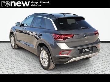 Volkswagen T-Roc I SUV Facelifting 1.5 TSI ACT 150KM 2023 Volkswagen T-Roc Polski Salon | Pierwszy właścicie, zdjęcie 6