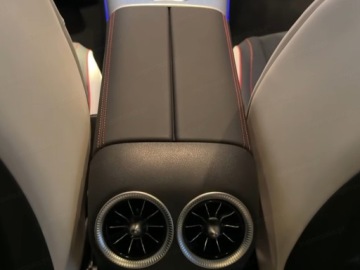 Mercedes CLA C118/X118 2025 MERCEDES-BENZ CLA 250+ AMG Line Sedan (272KM) 2025, zdjęcie 19