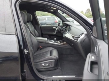 BMW X7 2021 BMW X7 xDrive40I 2021 3.0l 3.0 Benzyna 335KM, zdjęcie 9