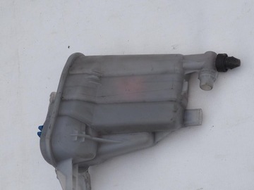 A4 B8 S4 NÁDOBKA VYROVNÁVACÍ KAPALINY 2.0 TDI 8K0121403