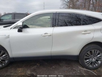 Toyota Venza 2021 Toyota Venza XLE 2021 2.5l 2.5 Hybryda 176KM, zdjęcie 2