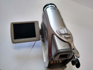 JVC GR-D320E miniDV ЖК-КАМЕРА С 25-кратным ЗУМОМ