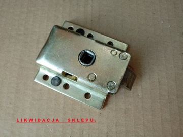 Zamek drzwi kabiny lewy+prawy 385,MF,ZETOR APARTS