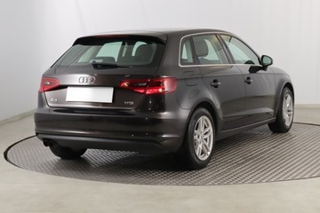 Audi A3 8V Hatchback 3d 1.4 TFSI 122KM 2014 Audi A3 1.4 TFSI, Salon Polska, Xenon, Bi-Xenon, zdjęcie 4