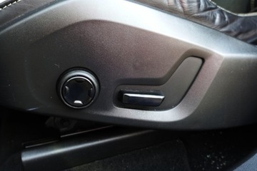 Volvo XC60 II Crossover D3 150KM 2018 Volvo XC 60 R-Design Czujniki park. Tempomat Klima 2strefowa HAK FV23, zdjęcie 18