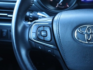 Toyota Avensis III Sedan Facelifting 2015 2.0 D-4D 143KM 2017 Toyota Avensis 2.0 D-4D, Salon Polska, Klima, zdjęcie 16