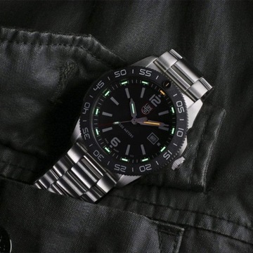 Luminox Męski analogowy zegarek kwarcowy z