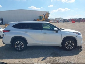 Toyota Highlander III 2022 Toyota Highlander XLE 2022 3.5l 3.5 Benzyna 295KM, zdjęcie 6