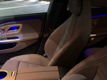 Mercedes CLA C118/X118 2025 MERCEDES-BENZ CLA 250+ AMG Line Sedan (272KM) 2025, zdjęcie 5