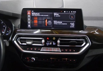 BMW X3 G01 2022 BMW X3 LIFT _ Benzyna _ Kamera cofania _ harmankardon_ 3.0 Benzyna 306KM, zdjęcie 18