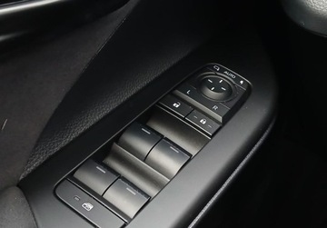 Toyota C-HR II SUV Plug-In 2.0 Hybrid Dynamic Force Plug-in  223KM 2025 Toyota C-HR C-HR PHEV Executive FV23 Salon PL Serwis ASO 1 wl., zdjęcie 33