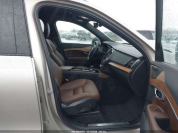 Volvo XC90 II SUV Plug-In 2.0 T8  455KM 2023 Volvo XC 90 2023 VOLVO XC90 RECHARGE PLUG-IN HYBRID T8 PLUS DARK THEME 7-S, zdjęcie 5