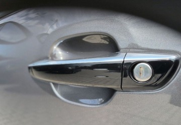 Citroen C3 III Hatchback Facelifting 1.2 PureTech 83KM 2023 Citroen C3 1.2 PureTech Shine 82KM SalonPL FVat Znikomy Przebieg Od Reki N, zdjęcie 12